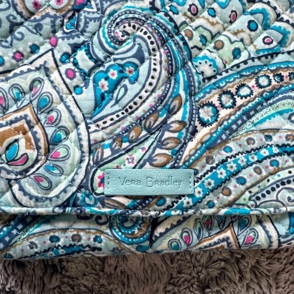 Vera Bradley Carson Daisy Dot Paisley Crossbody or Shoulder Bag - Picture 3 of 9